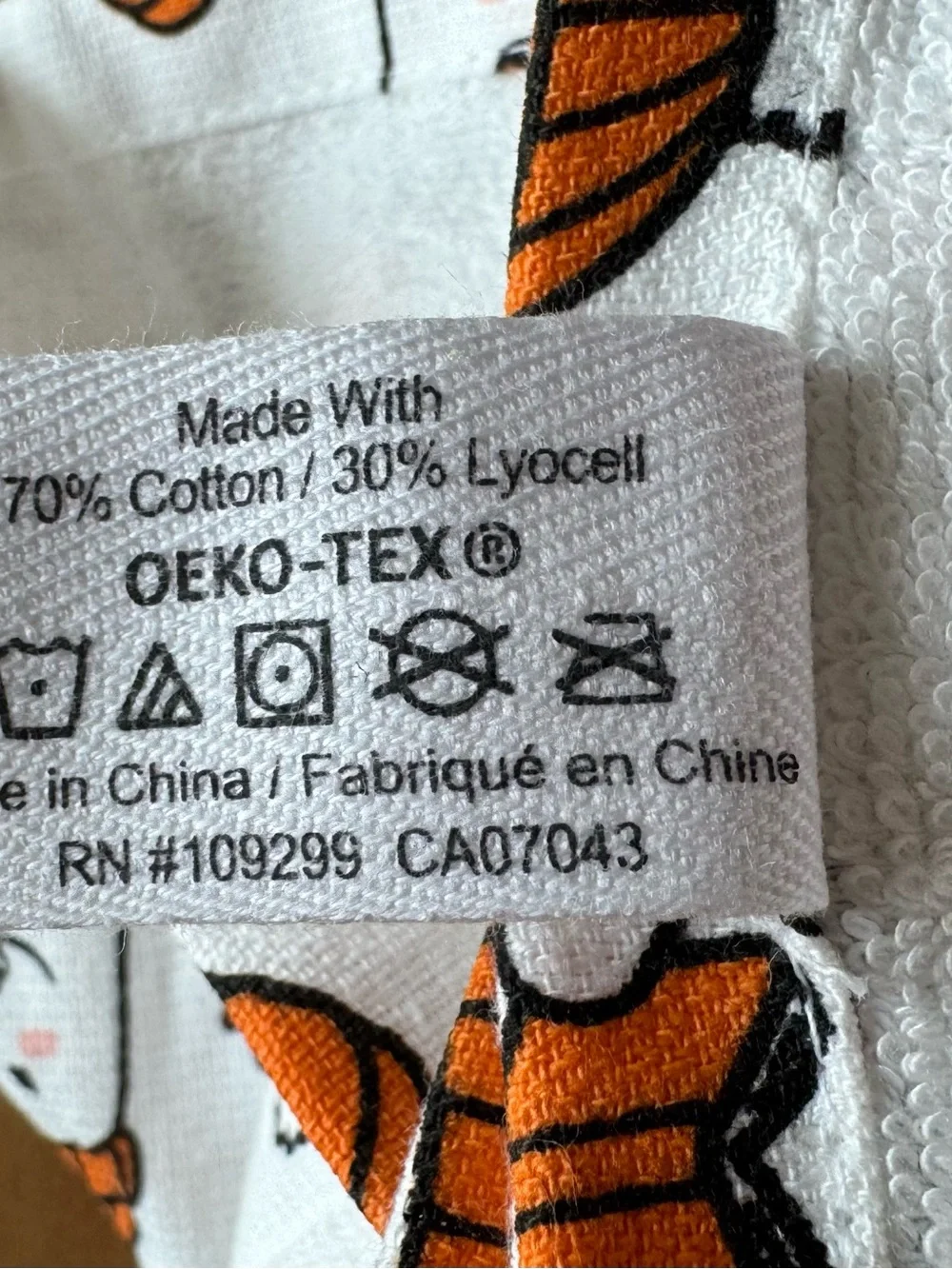 Cute Beanie Ghost Casaba Towel Set Coffee Lover Bookish Fall Halloween Decor